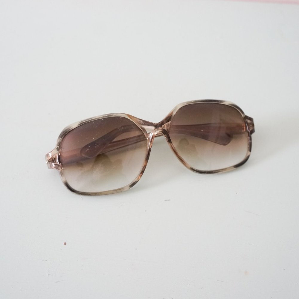 Vintage 60s 70s Renauld Sunglasses Oversize Cutout